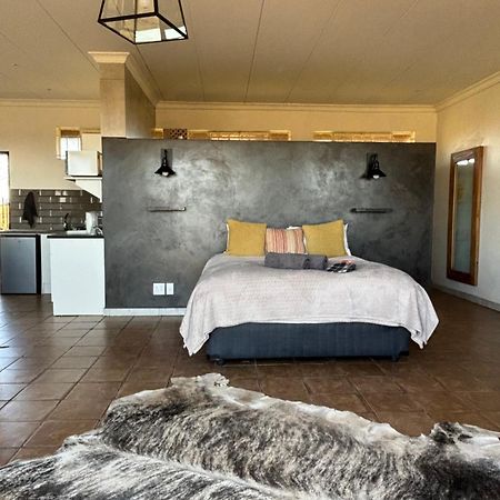 Dewdrop Farm Stay Ermelo Bagian luar foto