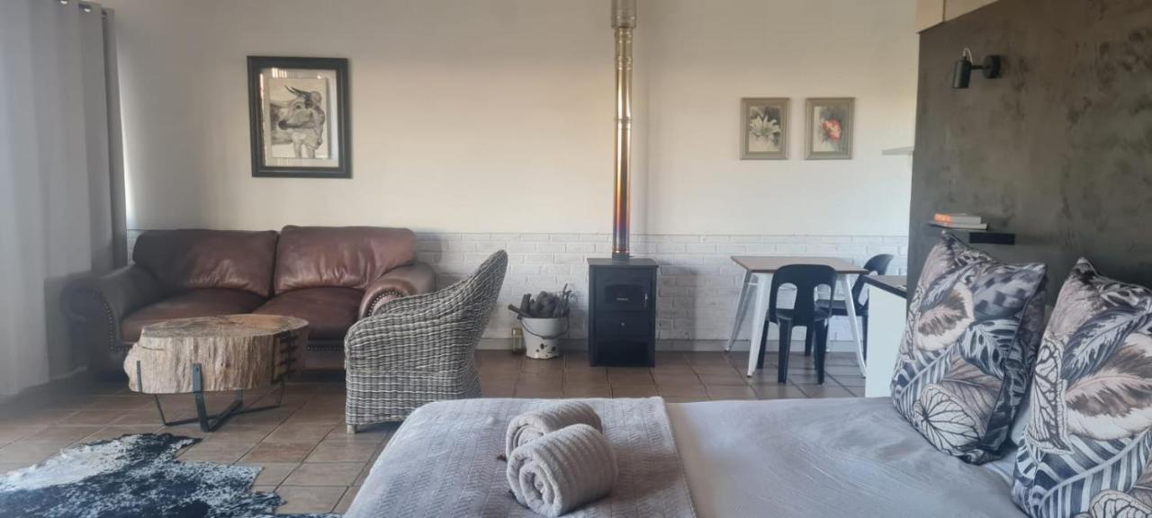Dewdrop Farm Stay Ermelo Bagian luar foto