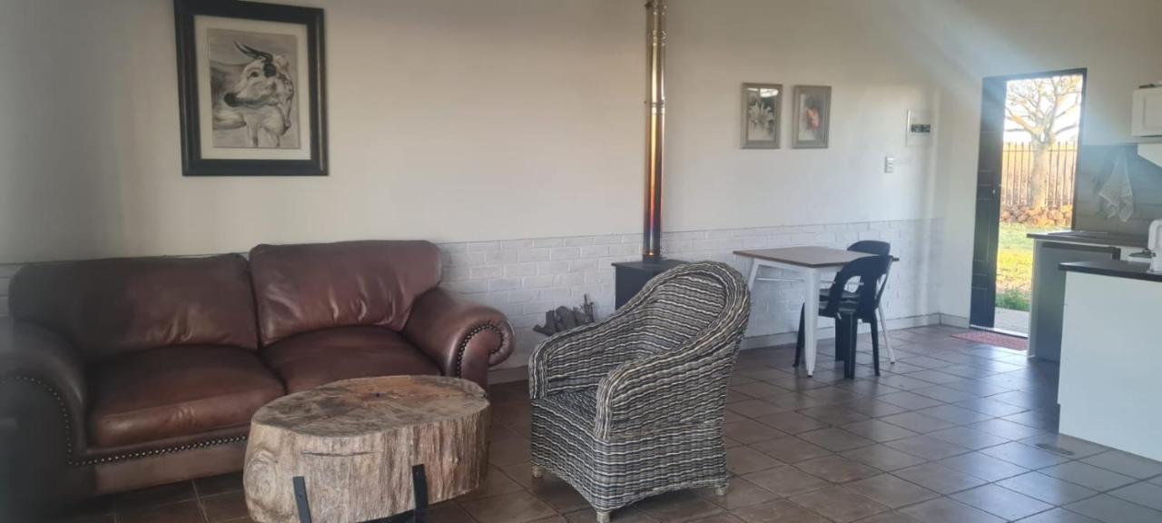Dewdrop Farm Stay Ermelo Bagian luar foto
