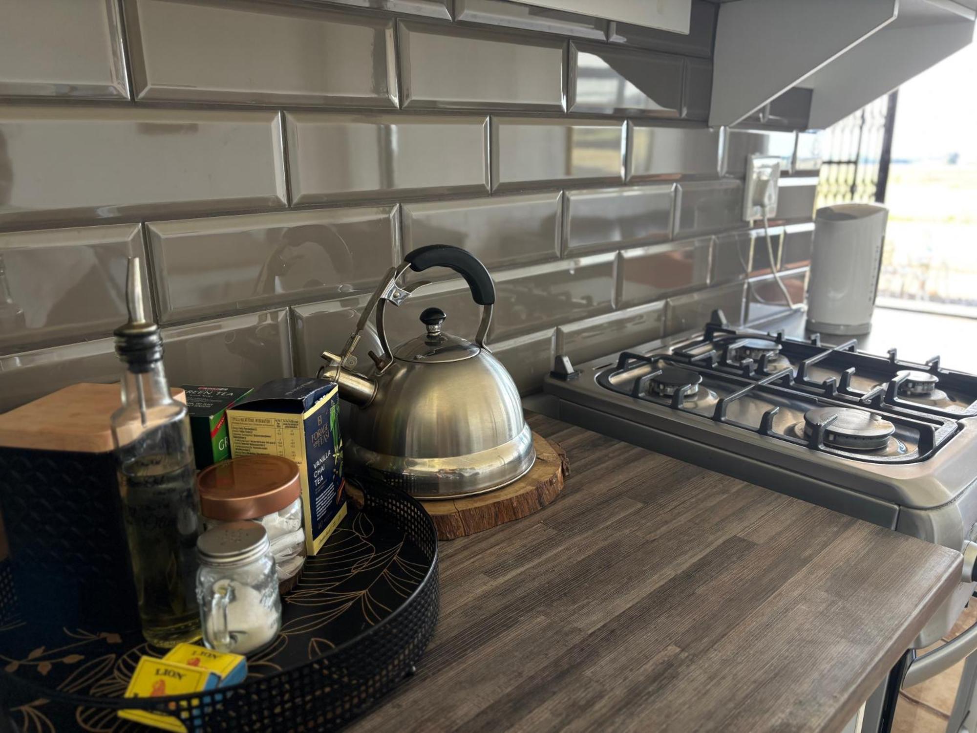 Dewdrop Farm Stay Ermelo Bagian luar foto