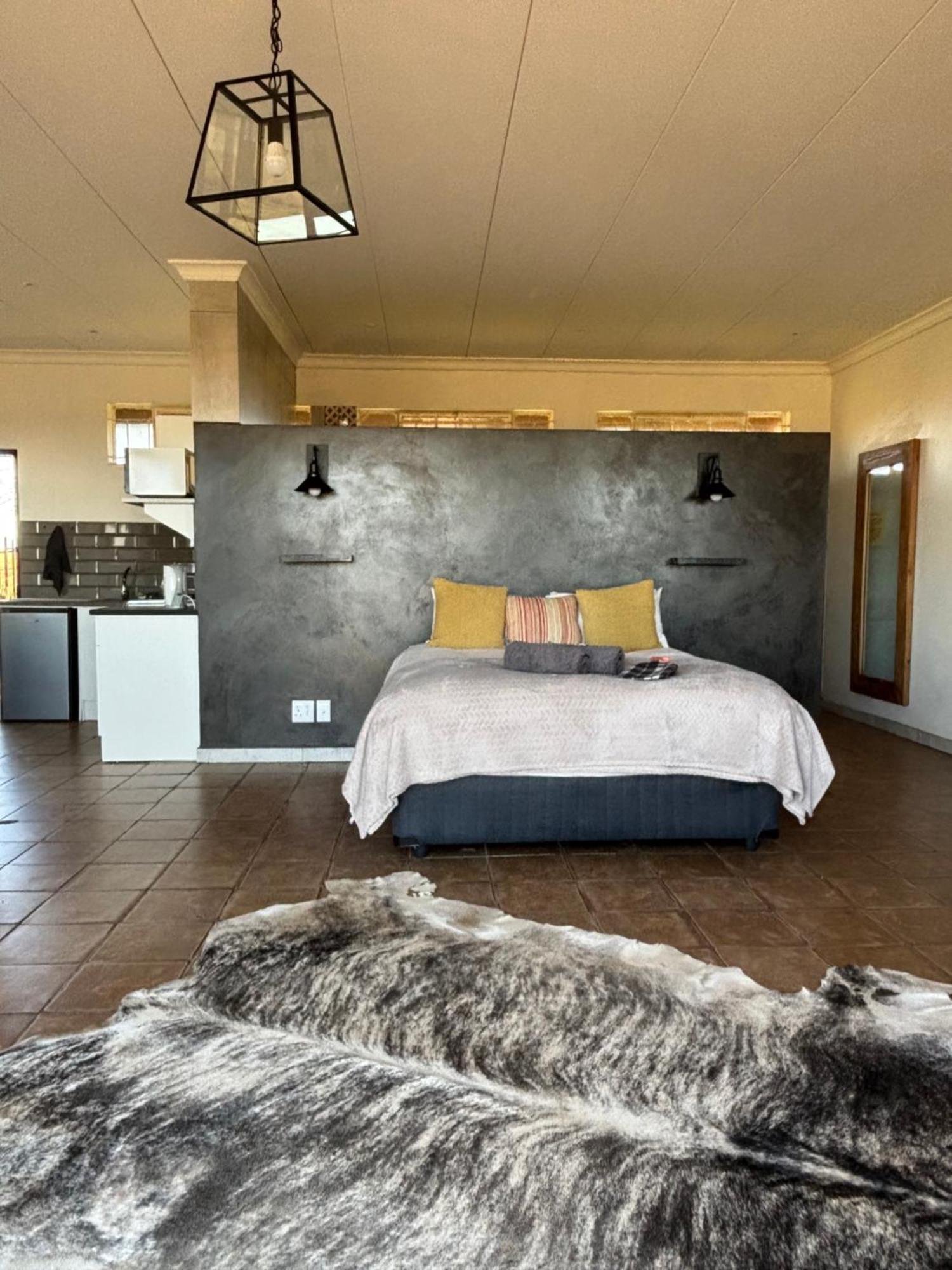 Dewdrop Farm Stay Ermelo Bagian luar foto